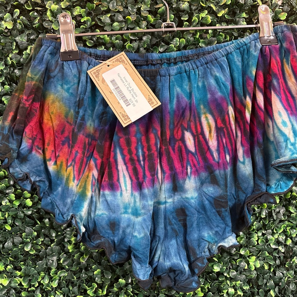 Kathmandu Ruffle Hem Colorful Tie-Dye Shorts White Rainbow NEW NWT